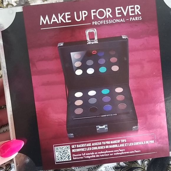 Make Up For Ever kit - Picture 7 of 7